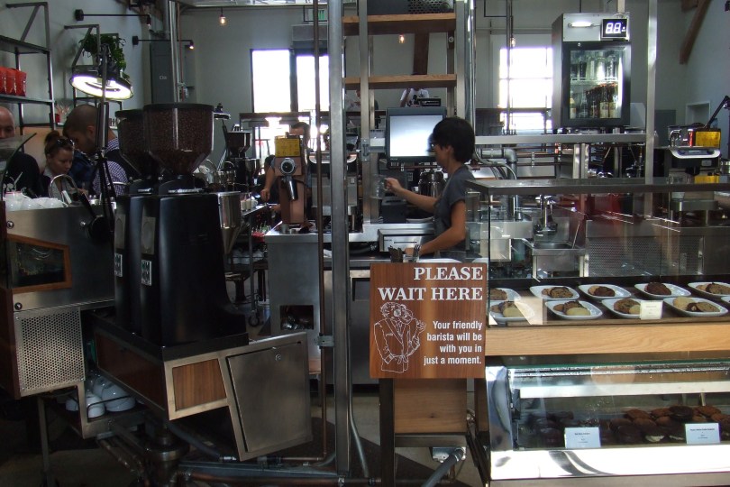 High-end Coffee Bar mir eigenem DJ