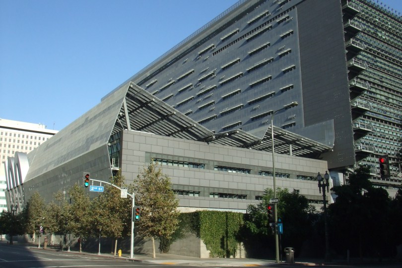 Der Todesstern: Caltrans Station Headquarters (von Morphosis)