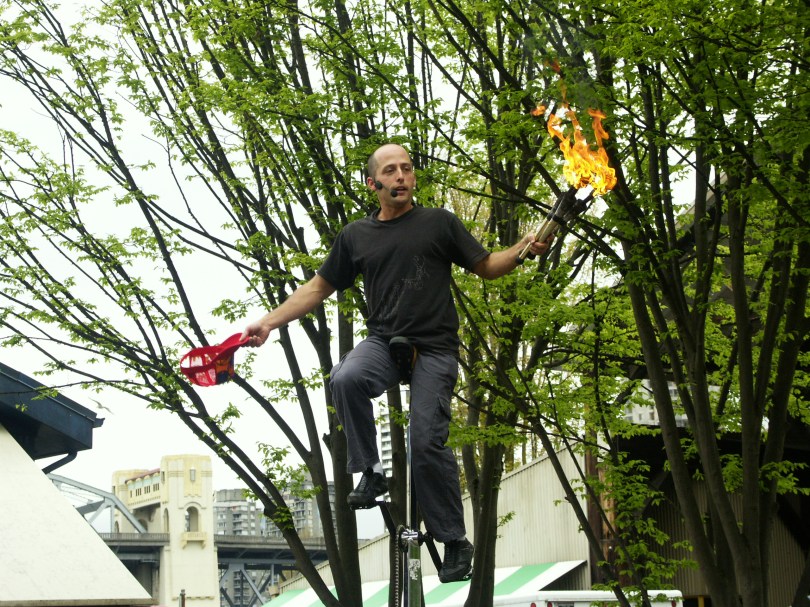 Hut ab! Und jetzt noch die Kettensägen