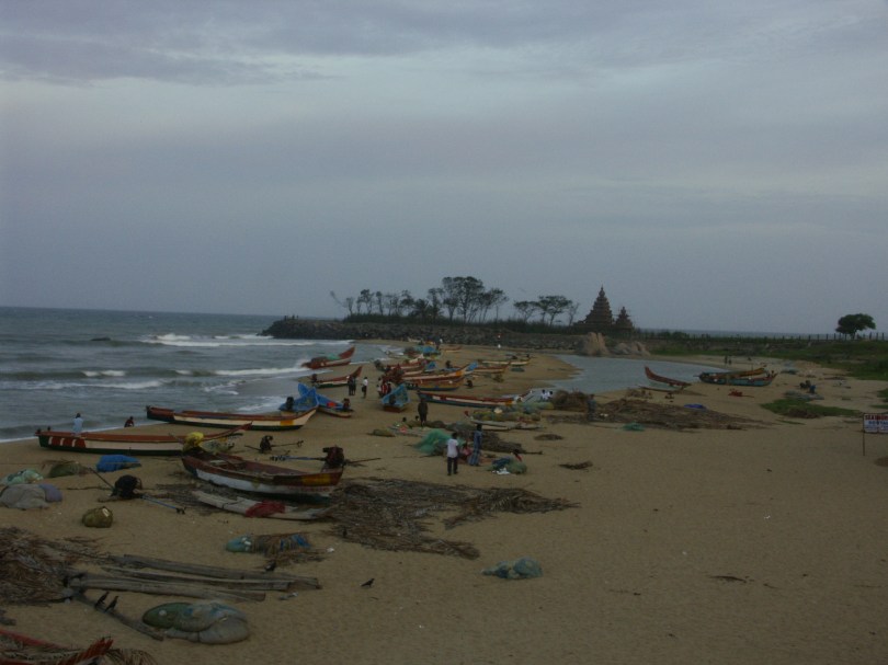 Fischerboote am Strand von Mamallapruram