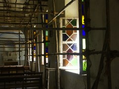 Charme des Verfalls: das Innere der Eglise de Notre Dame 