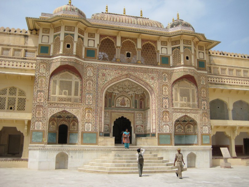 Amber Fort: erster Hof