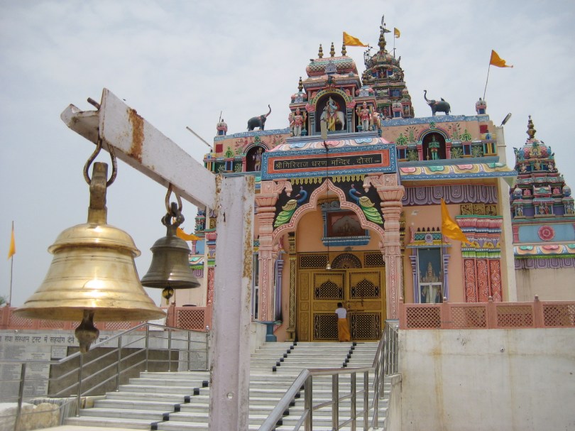 Raststätte mit Tempel