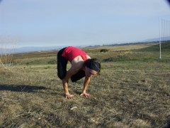 Bakasana: sieht unbeschwert aus, ist aber ein gewaltiger Balanceakt
