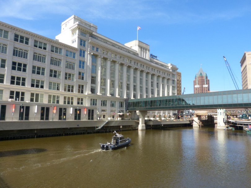 Milwaukee River