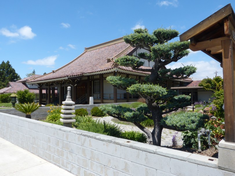 Buddhistischer Tempel: Ort der Ruhe und Meditation