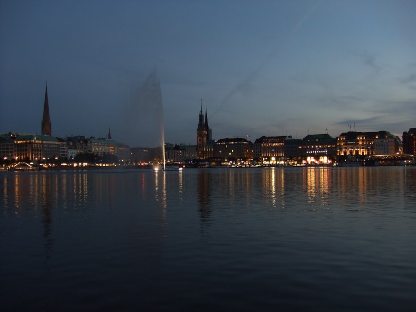 Binnenalster bei Nacht