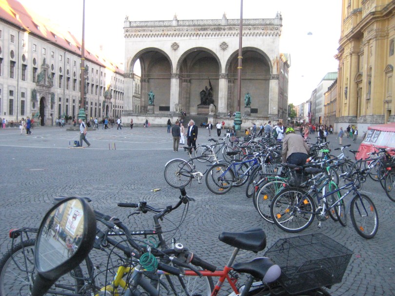 Vorbild Florenz: die Münchner Feldherrnhalle