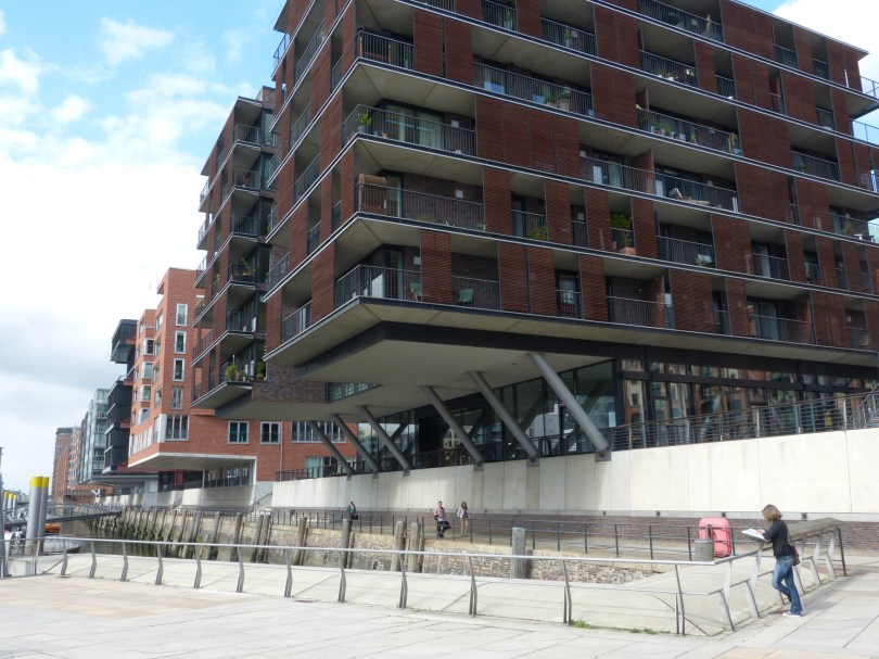 Neuer Stadtteil HafenCity: work in progress seit 2003