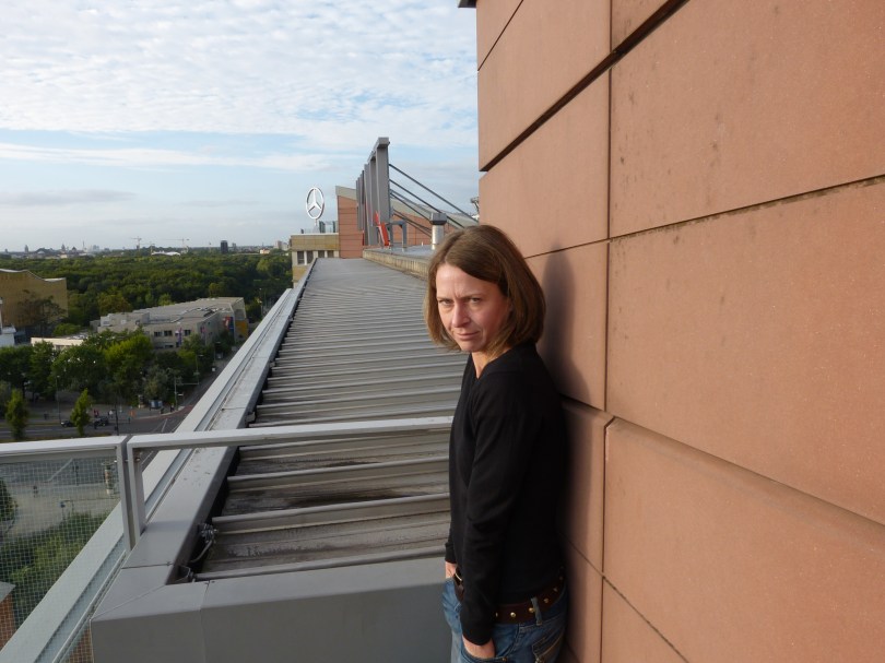 In der Mitte von Mitte: Chris auf dem Dach des Grand-Hyatt-Hotels