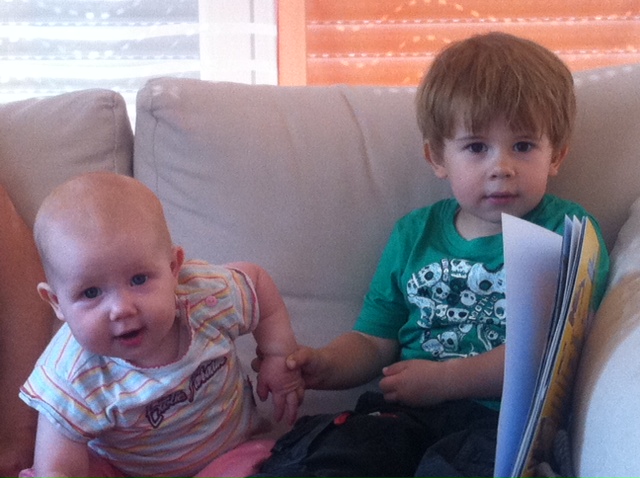 Posen für die Kamera: Jonna und Lennart zeigen sich von ihrer besten Seite