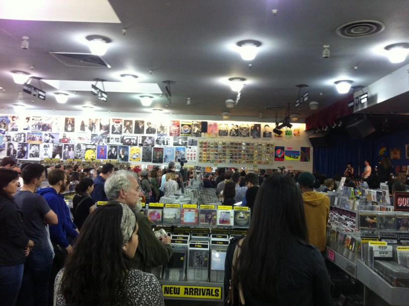Livekonzert bei Amoeba Records