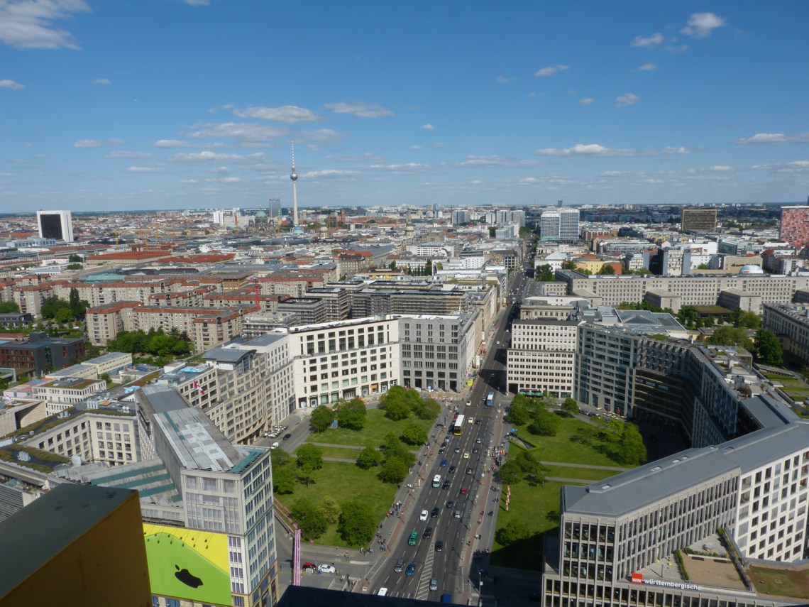 Immer eine Reise wert: traumhafte Sicht auf den Leipziger Platz und Ostberlin Immer eine Reise wert: traumhafte Sicht auf den Leipziger Platz und Ostberlin
