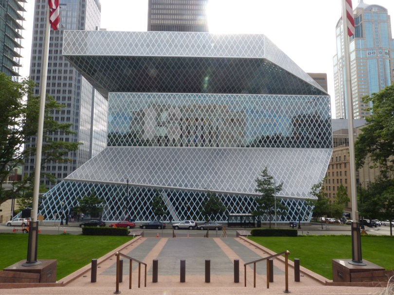 Ein Stapel Bücher? Stadtbibliothek von Rem Koolhaas (2004)