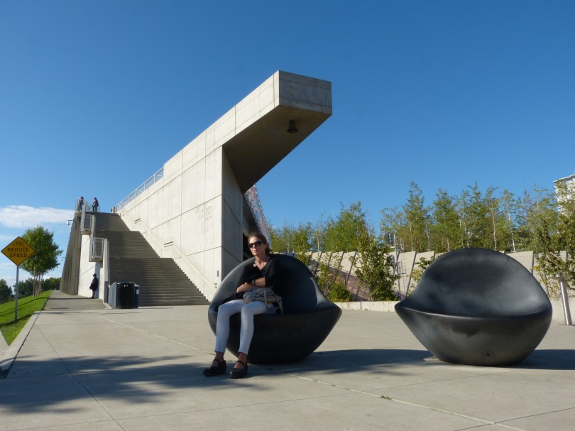Olympic Sculpture Park: Chris auf Louise Bourgeois