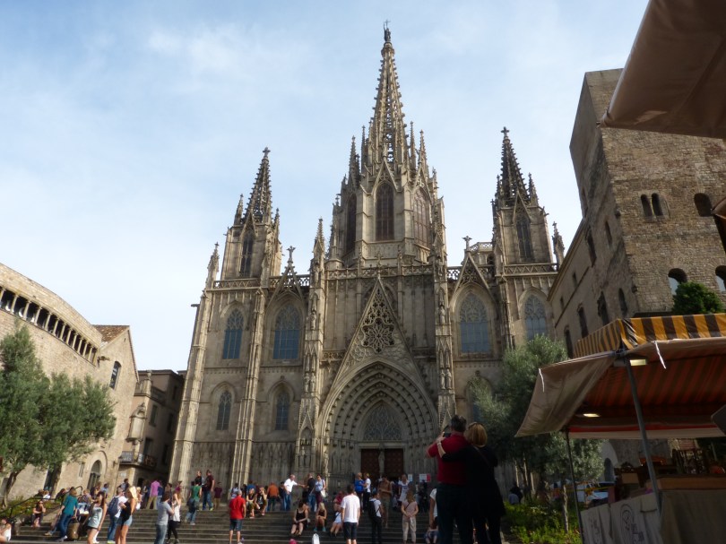 La Catedral: gotische Kathedrale in der Altstadt Barcelonas