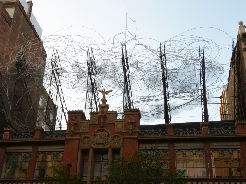 Wolke und Stuhl: Stiftung des Künstlers Antoni Tàpies