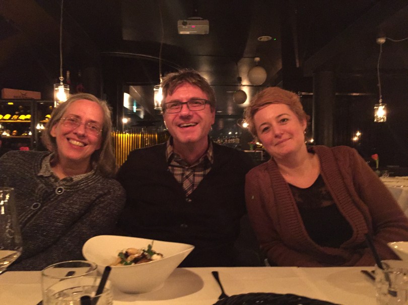 16. Feb., 20:37 Uhr. Solar, Umrahmt von Sybille und Isabell. War schön, euch alle wiedergesehen zu haben!