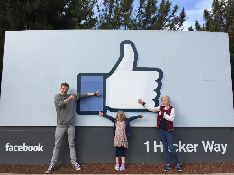 Gefällt mir! Mauriz, Rieka und Amke statten Facebook einen Besuch ab