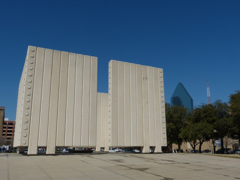 Modernes Dallas: Kennedy Memorial von Philip Johnson (1970)