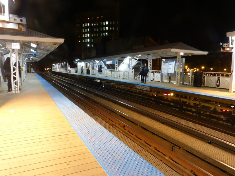 Wie aus dem Film "Während du schliefst": L Train Station