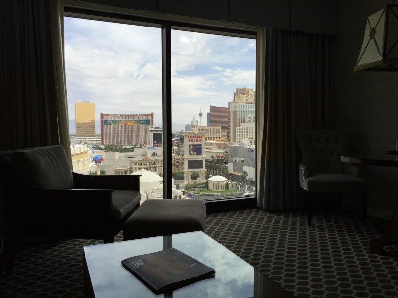 Aufsteh'n, Vorhang zur Seite und, ah!, was für ein Blick!