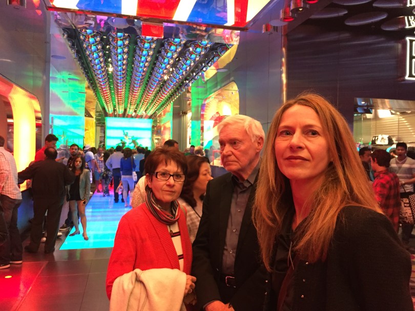 Und jetzt schnell 'nen Happen schnappen: Familie Ehlers nach der Vorstellung