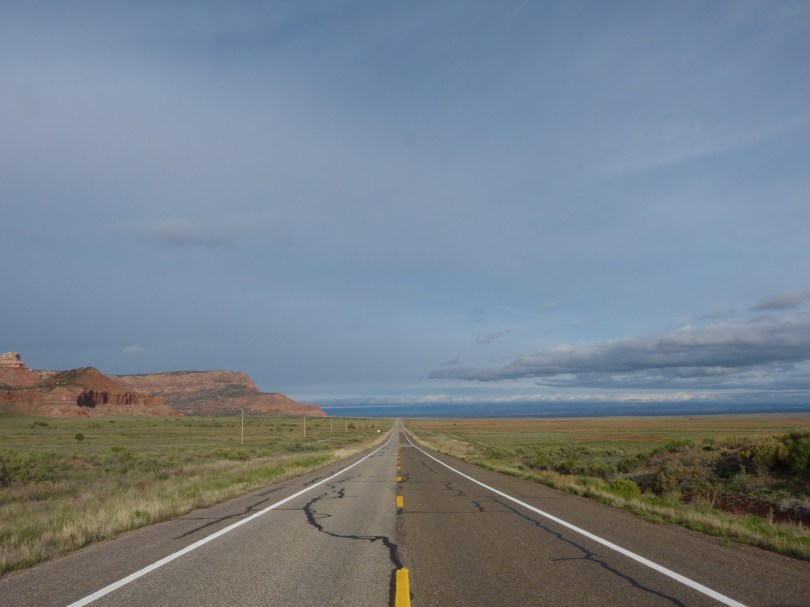 On the road: stundenlang geradeaus durch Arizona und Utah