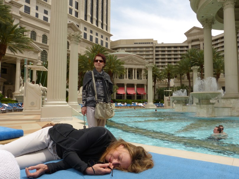 Wie aus einem Film noir: Was mag hier geschehen sein?