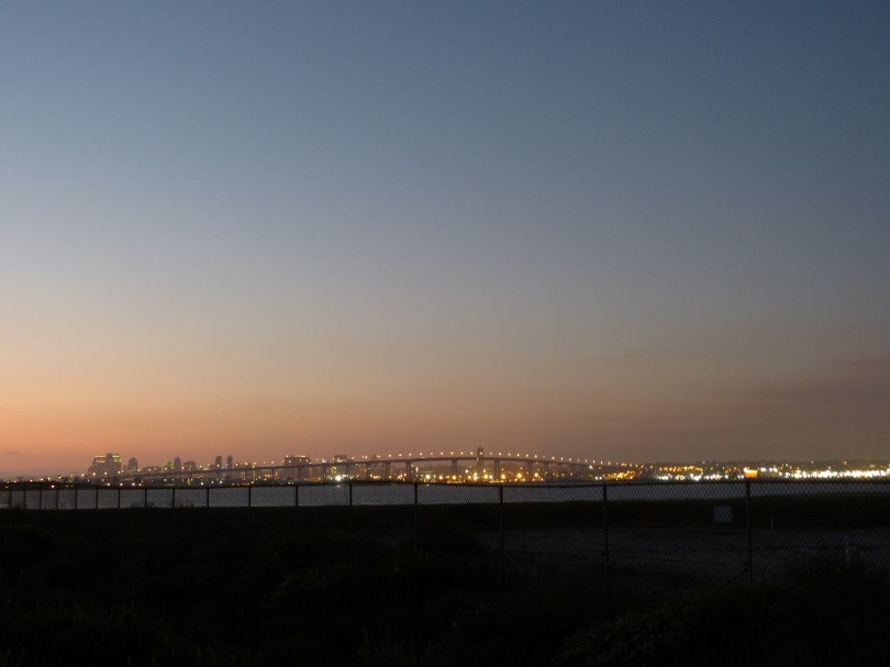 Über fast 3.5 Kilometer erstreckt sich die Coronado Bridge über die Bucht von San Diego