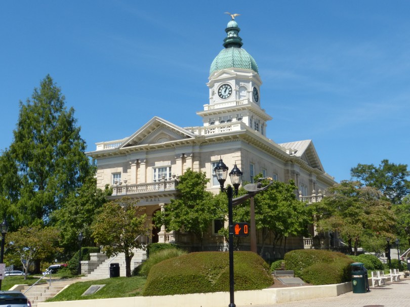 Rathaus von Athens im neoklassizistischem Baustil (1904)