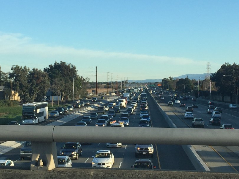 Von wegen "Wir fahr'n, fahr'n, fahr'n auf der Autobahn": Berufsverkehr auf dem Highway 101