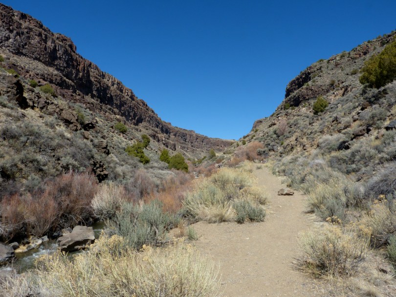 Slide: Wanderweg zum Rio Grande