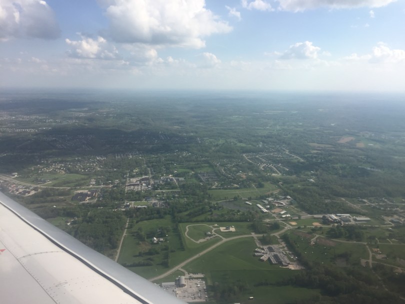 Der Mittlere Westen erinnert landschaftlich an Mitteleuropa: Anflug auf Cincinnati, OH