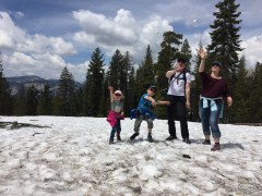 Schneeballschlacht auf 2.477 Metern Höhe