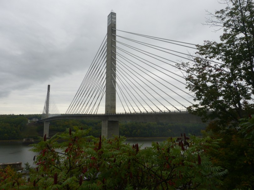 Penobscot Narrows Bridge: Vom Observatorium im Brückenpfeiler hat man eine super Sicht – sofern es nicht gerade wolkenverhangen ist