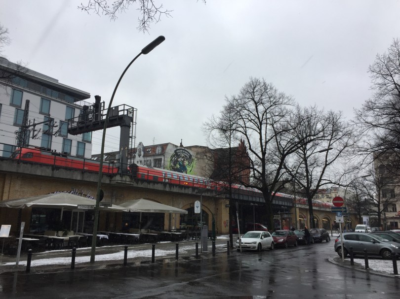 Nicht viel passiert im alten Kiez: Savignyplatz