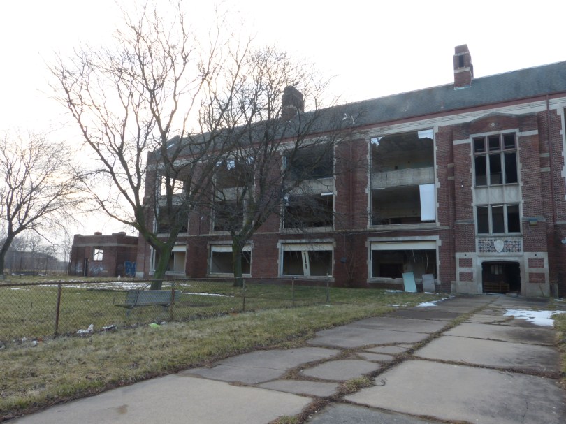 Vom Vorzeigeprojekt zur Bauruine: Harry Hutchins School