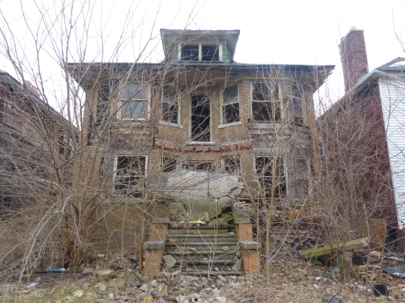 Gruselig: verlassenes und geplündertes Wohnhaus im Nordwesten Detroits