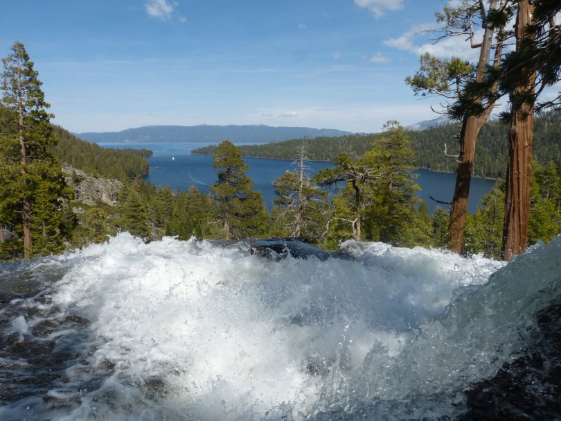 Eagle Falls: Wasserfall in die Emerald Bay