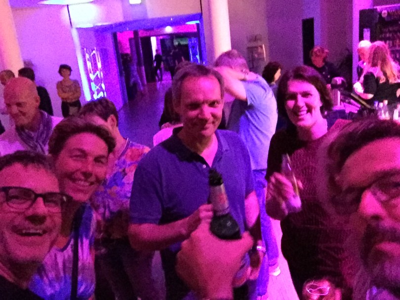 Wie heißt es so schön bei uns alten Lateinern: carpe diem! Lebe den Moment!