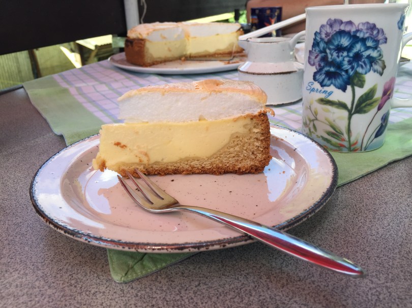 OMG! Selbst gemachter fluffiger deutscher Käsekuchen!